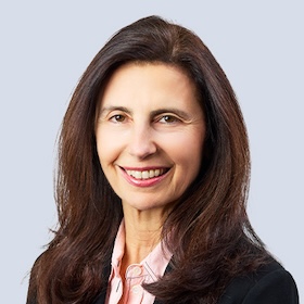 A portrait photograph of Brambles' Non-Executive Director, Maxine Brenner